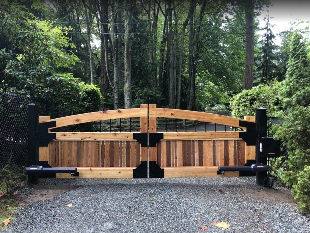 Single Gate vs Double Gate: Which Driveway Gate Fits?