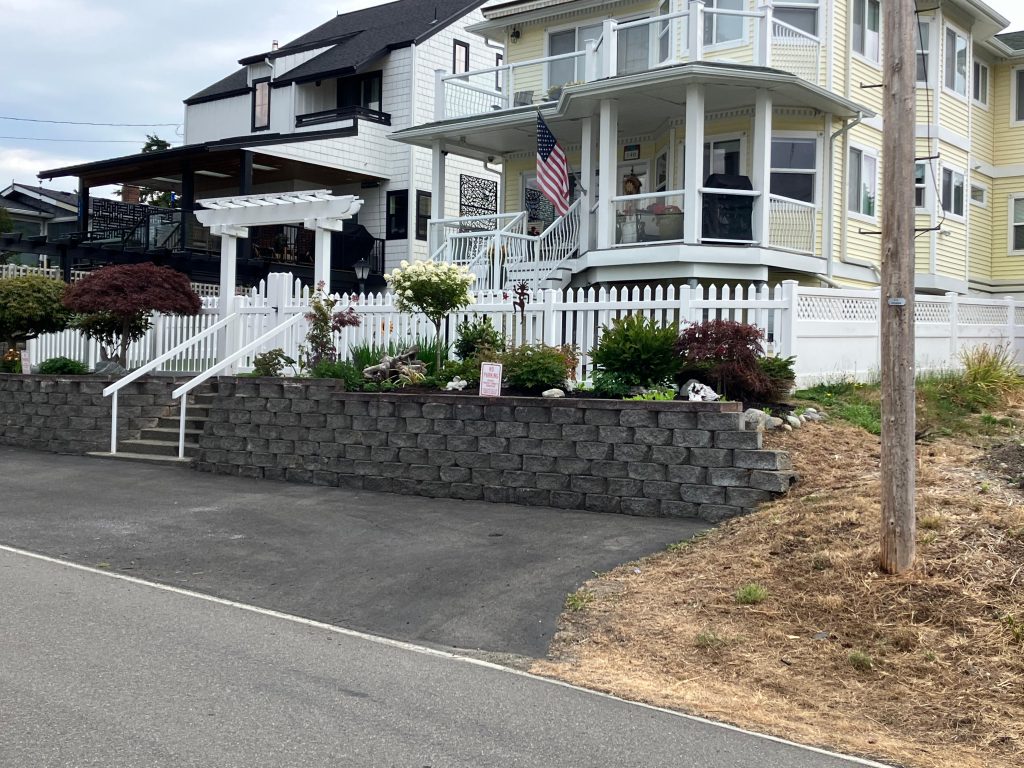 Why Fence Gates Sag Over Time