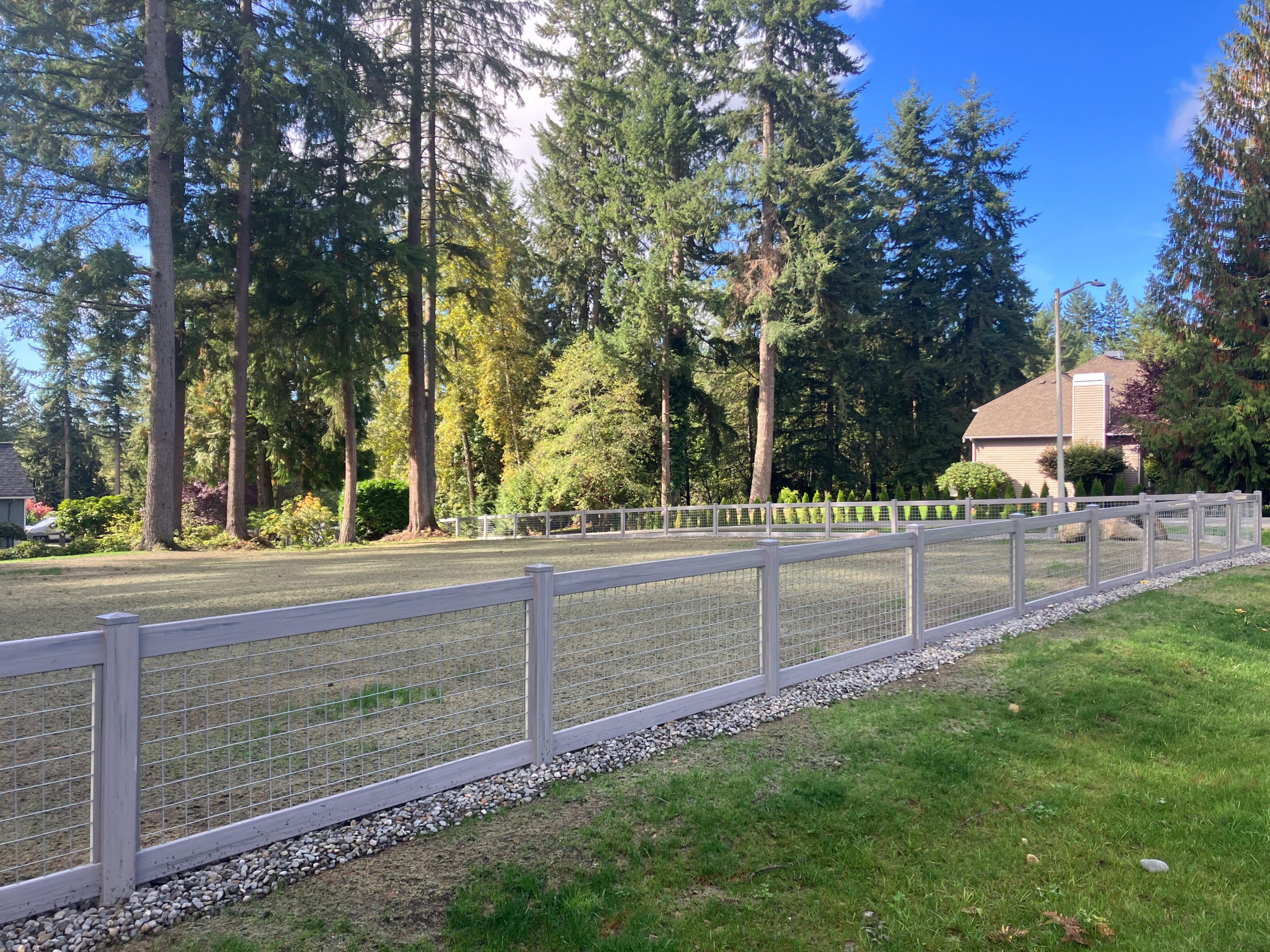 Vinyl Fence (11)