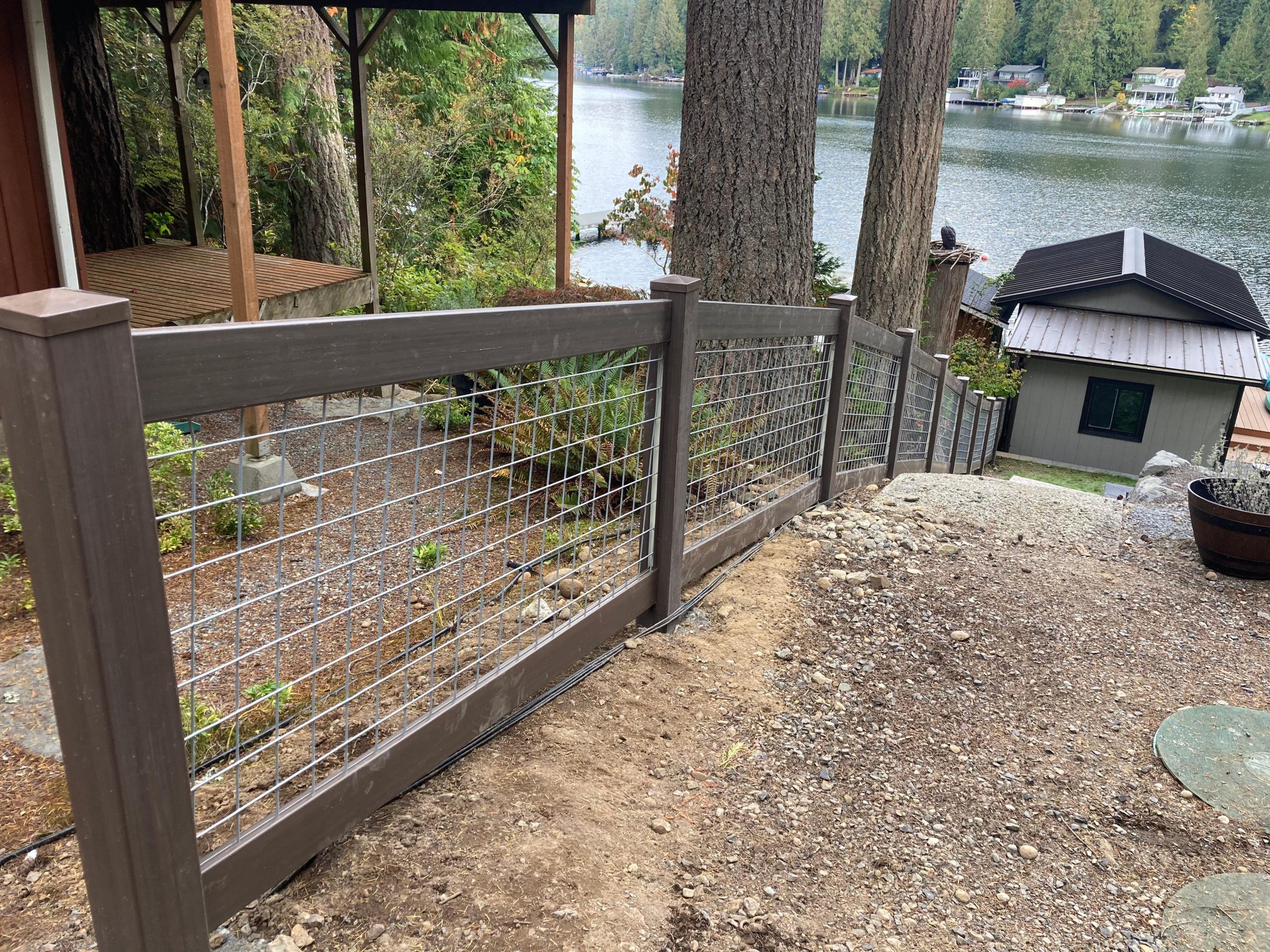 Vinyl Fence (15)