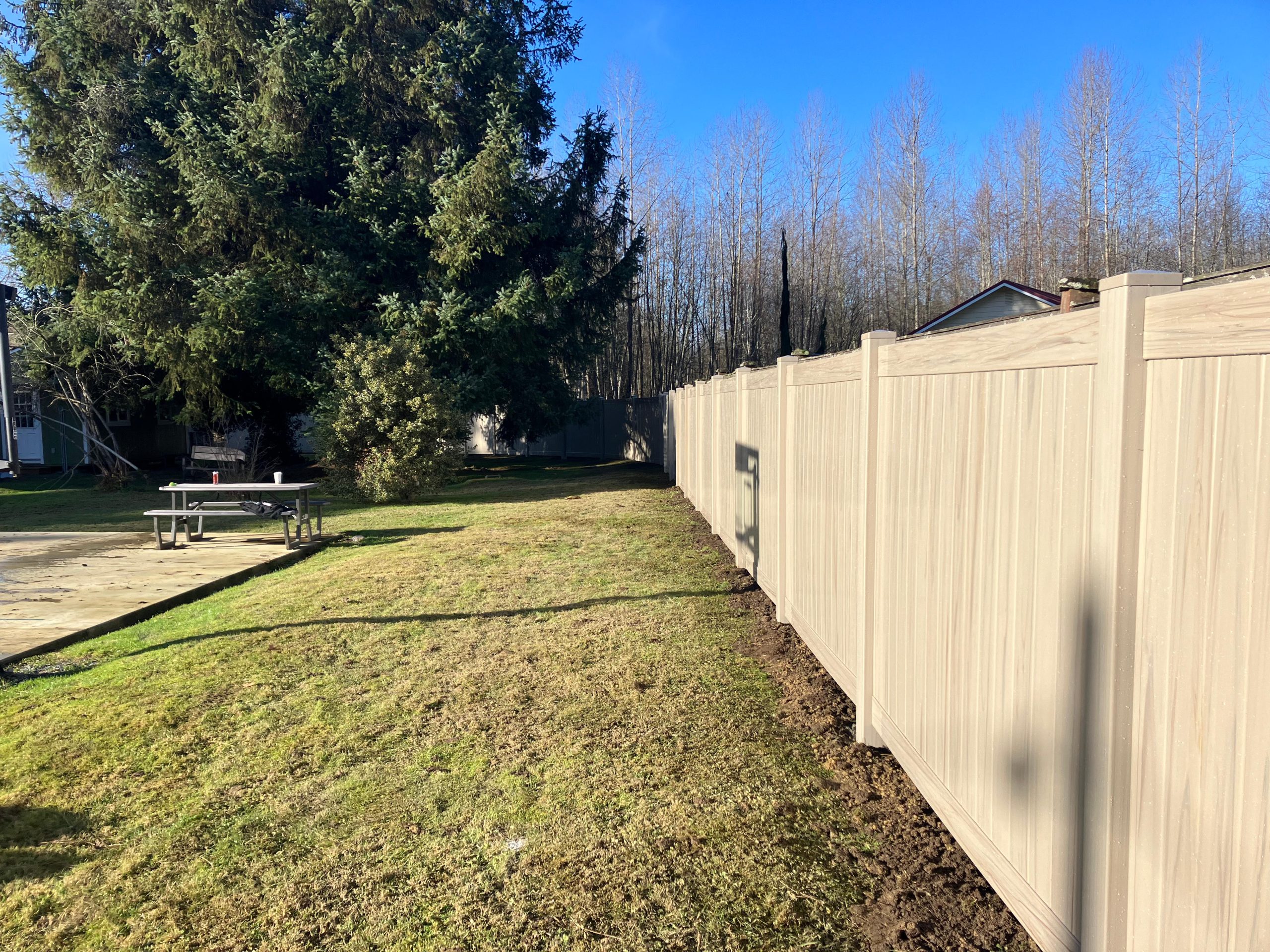 Vinyl Fence (17)