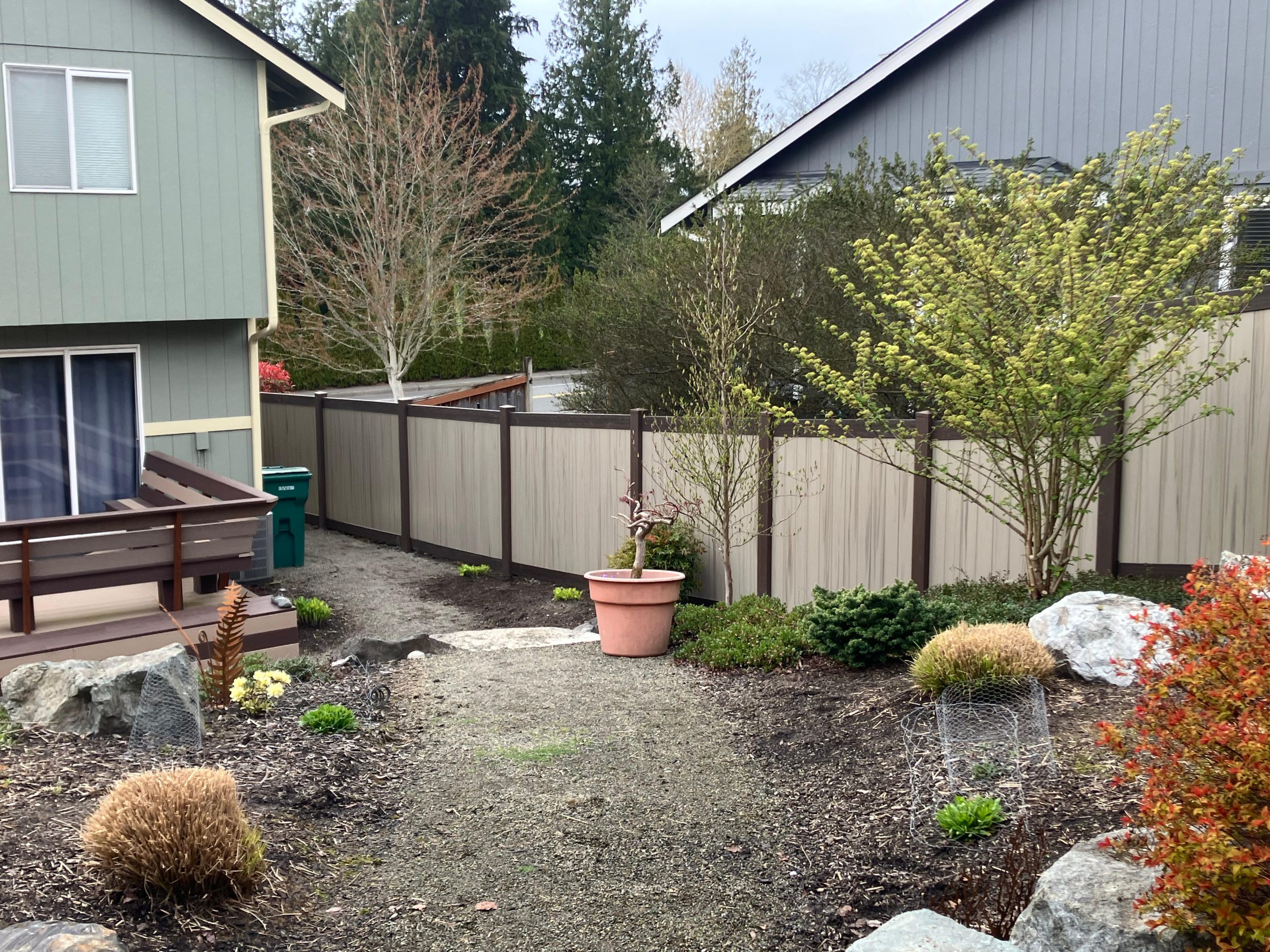 Vinyl Fence (20)